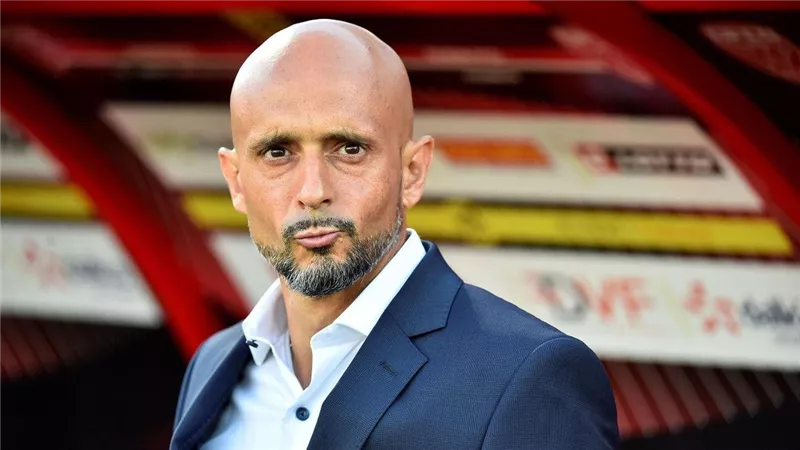 مدرب صن داونز: هدفي كتابة التاريخ.. والحضور الجماهيري سيكون ممتعا