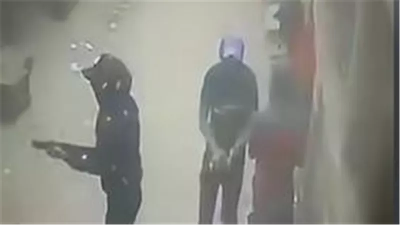   4 ملثمين يطلقون النيران على منزل في شبرا الخيمة.. ماذا حدث؟