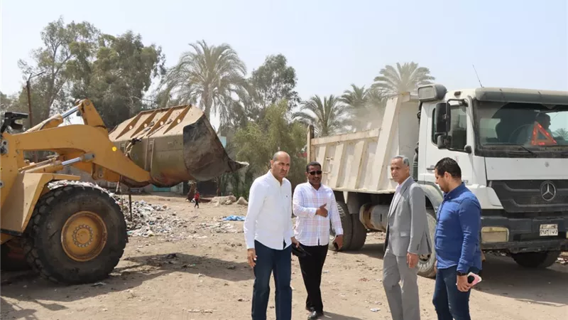 سكرتير عام مساعد بنى سويف يتابع أعمال رفع المخلفات والقمامة