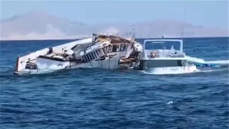 بعد اصطدامه بالشعاب.. إخلاء سبيل طاقم يخت فاير بيرد وتشكيل لجنة لحصر التلفيات