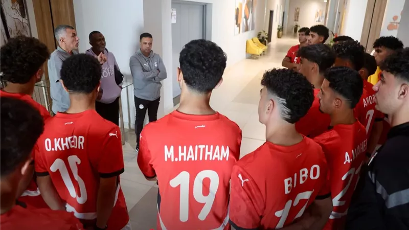 الكاس يدعم المنتخب الوطني تحت 20 سنة بحضور أسامة نبيه