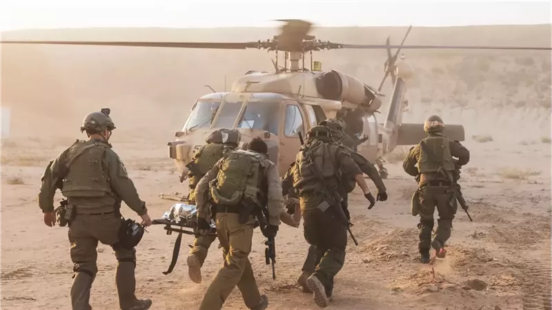 قتلى ومصابون بصفوف الاحتلال.. وزير دفاع إسرائيل: الجيش يدفع ثمنا باهظا في غزة