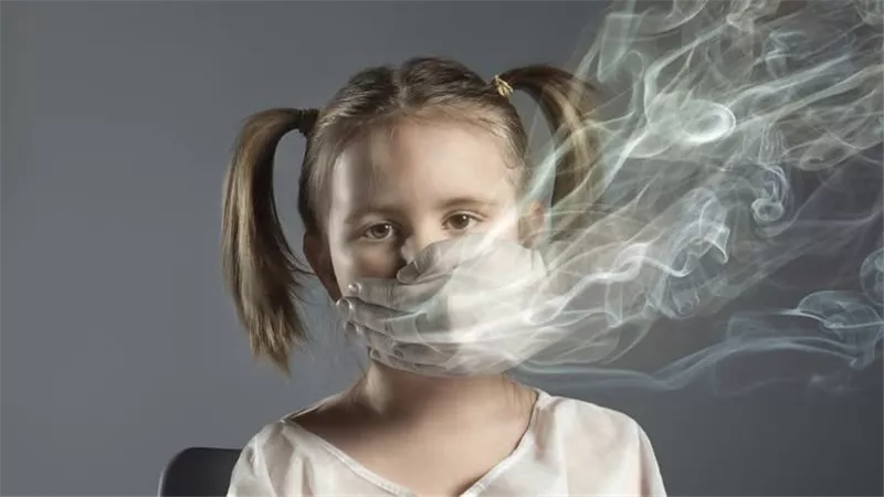 لو زوجك مدخن.. كيف تحافظين على صحة الجهاز التنفسي لكِ ولأطفالك؟