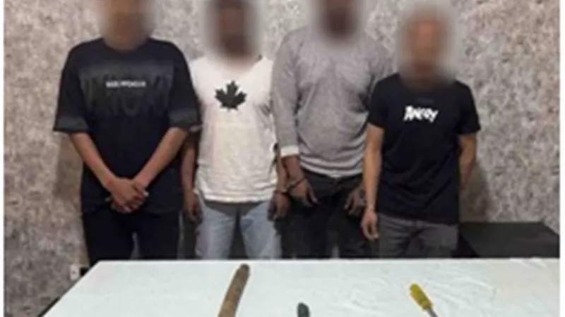 مشاجرة دامية بحدائق أكتوبر..4 أشخاص يعتدون على عامل دليفري بآلات حادة