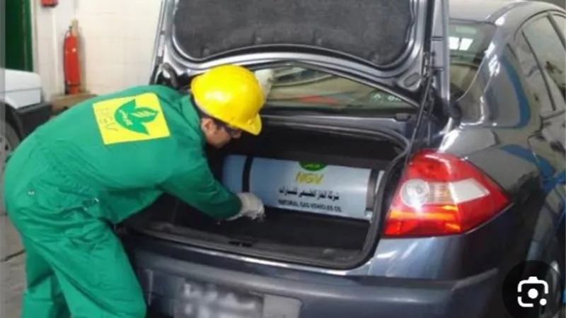 لتحويل سيارتك للعمل بالغاز الطبيعي.. تعرف على الأوراق المطلوبة وخطوات التقسيط