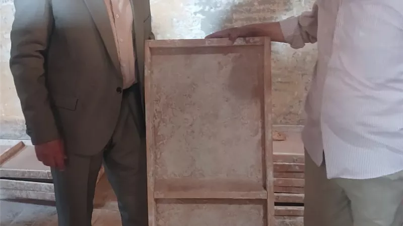 محافظ أسيوط: تحرير 421 محضرًا تموينيًا خلال حملات رقابية على المخابز والأسواق