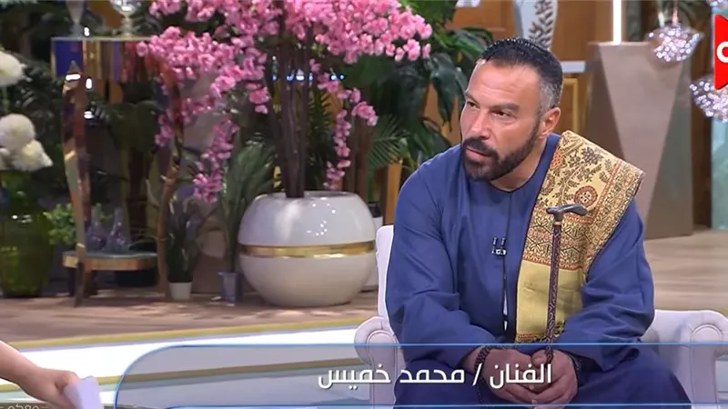 محمد خميس: تخليت عن مهنة طب الأسنان بسبب شغفي بالفن والقراءة (فيديو)  