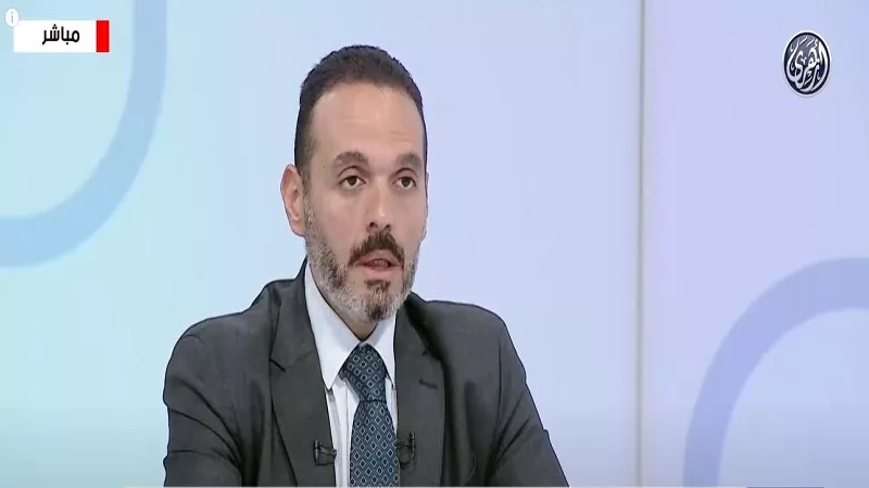 رغم الأزمات.. مدحت نافع: البورصة المصرية تفتح ذراعيها للفرص الواعدة