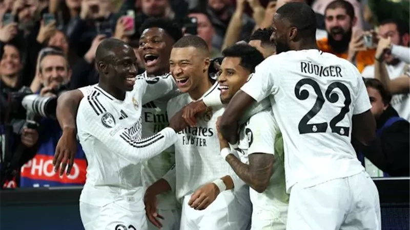 فينيسيوس ومبابي على رأس قائمة ريال مدريد لمباراة أوفييدو في الليجا الإسبانية
