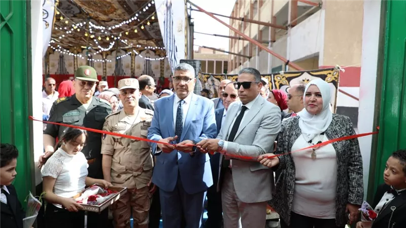 محافظ الجيزة يحارب الغلاء بمعرض «صنع التعليم الفني» في المدارس