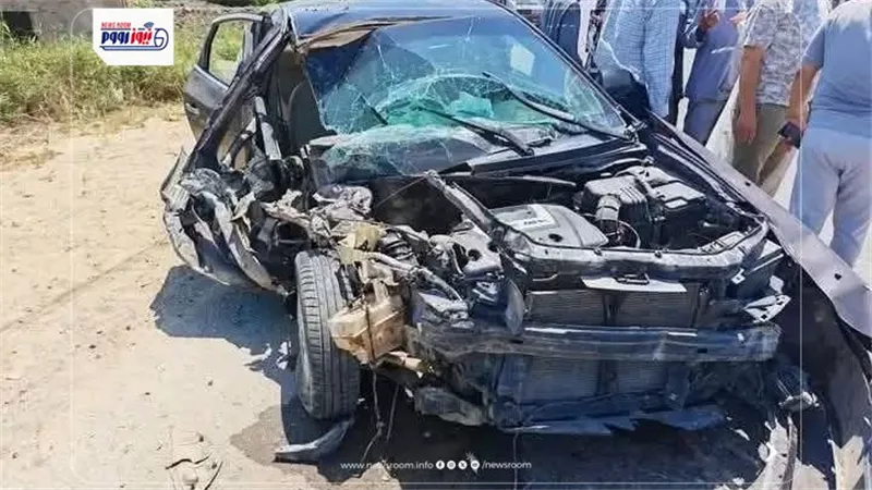إصابة 12 شخص فى حادث تصادم سيارة ملاكي مع أجرة بالطريق السياحى بابشواى بالفيوم