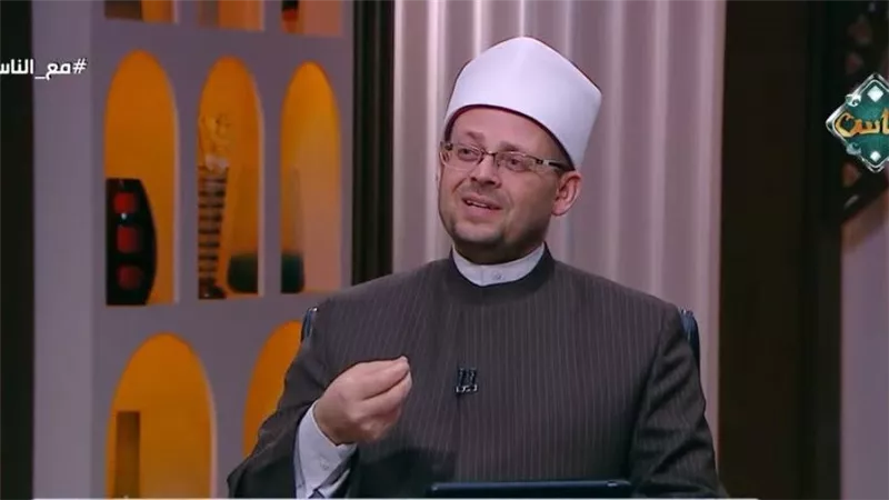 رئيس «المساجد»: الزي الأزهري هوية ورسالة.. ويحذر من إهدار هيبة العمامة
