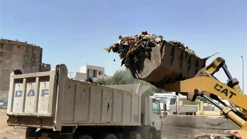 جهود مكثفة بأسوان فى النظافة والإنارة وإزالة المخالفات للحفاظ على المظهر العام