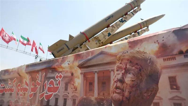 بوليتيكو: سوء تقدير واشنطن لإيران عمّق أخطاء إدارة ترامب