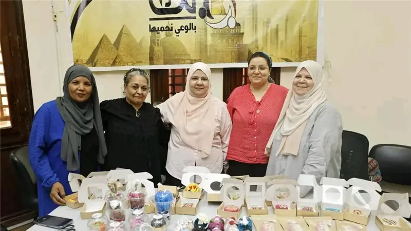 لتمكينهن اقتصاديًّا.. قومي المرأة يطلق المرحلة الثانية لتدريب سيدات الأقصر على صناعة الصابون الطبيعي