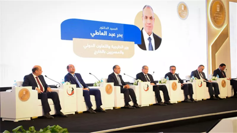 من بيتك في مصر لـ الصالون الثقافي.. 8 مبادرات لدعم المصريين بالخارج