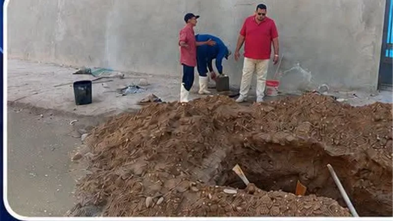 إصلاح كسر ماسورة مياه بمدينة السلام 2 وإعادة ضخ المياه للمواطنين في وقت قياسي