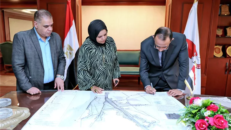 محافظ سوهاج يعتمد لوحة تحديث المخطط الاستراتيجي العام لمدينة المنشأة