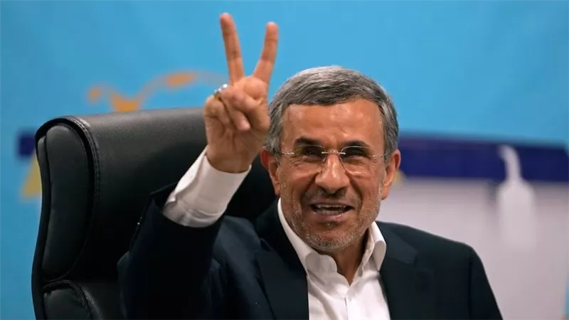 رواية إيرانية جديدة تكشف سر استهداف حراس أحمدي نجاد خلال الحرب
