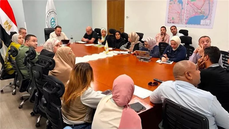 غرفة طوارئ عاجلة لمتابعة تداعيات الهزة الأرضية والتأكد من جاهزية منشآت الرعاية