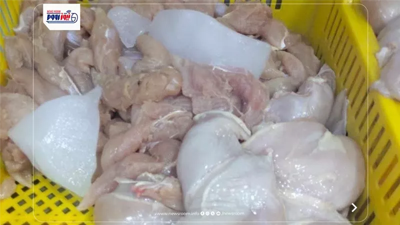 ضبط أغذية فاسدة ولحومًا تالفة ومواد محظورة بأسواق المنيا قبل المولد النبوي