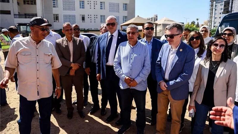 وزير التخطيط ومحافظ البحيرة يتفقدان مشروع إنشاء المدرسة المصرية اليابانية 