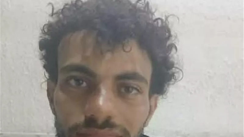 غادر دون إخبار أسرته.. نجاة شاب من حادث مركب الهجرة غير الشرعية بطبرق