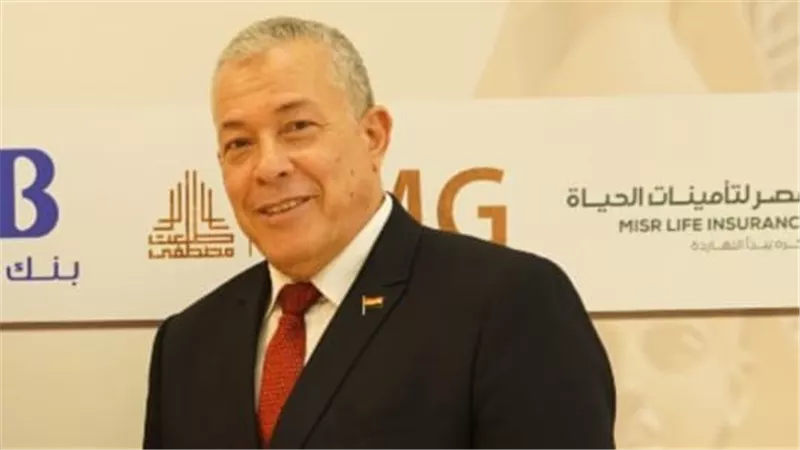 رئيس الجالية المصرية بفرنسا: طالبنا بتيسير استخراج الرقم القومي |خاص