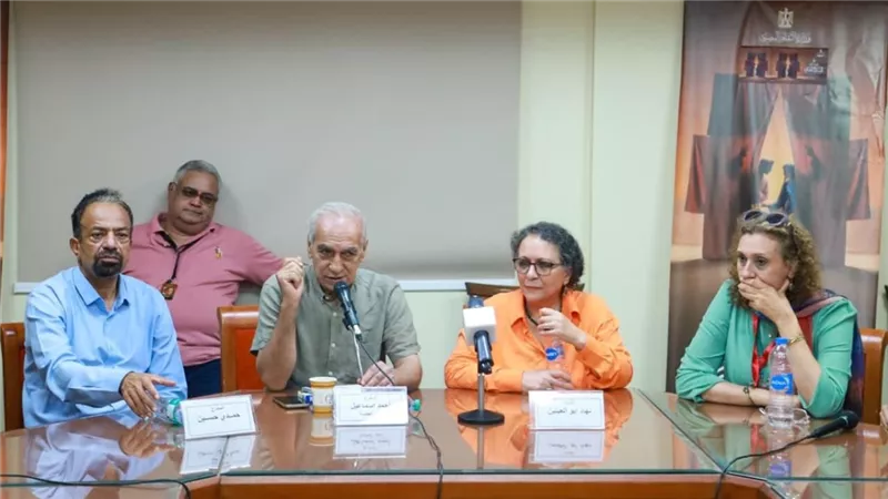 المهرجان القومي للمسرح المصري يحتفي بالفنان الكبير عبد العزيز مخيون
