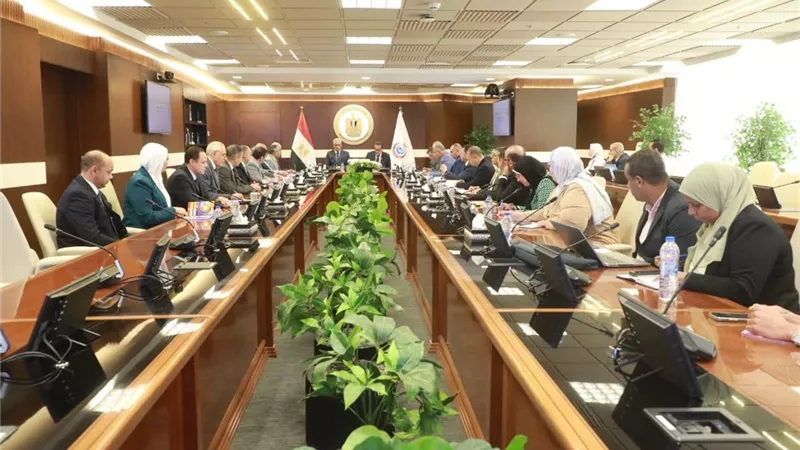 وزير الصحة: الانتهاء من المشروعات القومية سيحدث نقلة نوعية في الخدمات الصحية