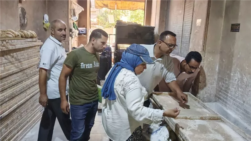 حملات رقابية مكثفة بالمنوفية لضبط الأسواق والمخابز وغلق المنشآت المخالفة