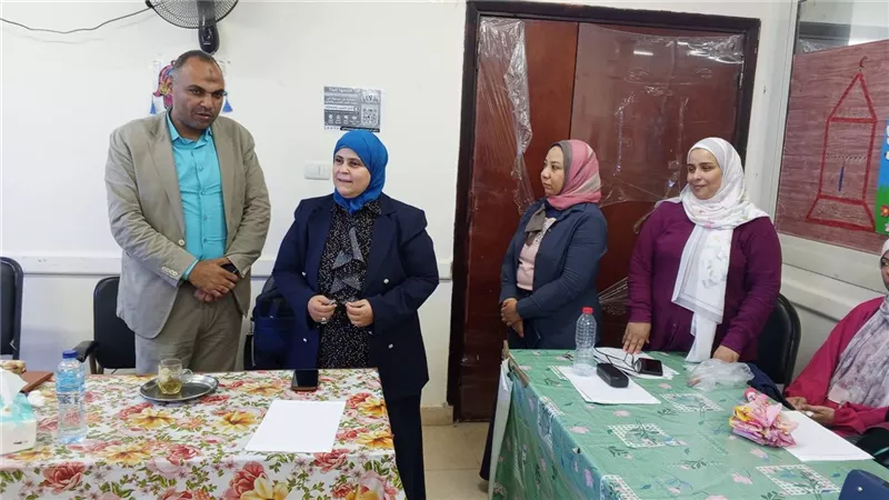 الوكيل الثقافي لمنطقة السويس الأزهرية تتابع تدريب معلمي ذوي الإعاقة بالمعاهد