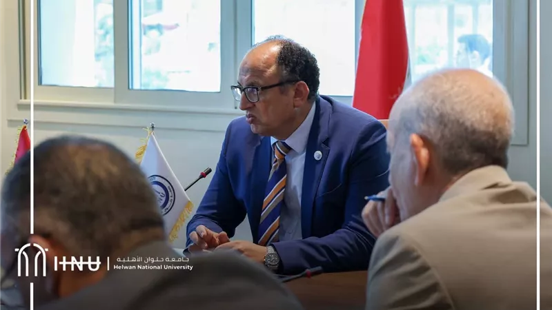 منها تجهيز المدرجات.. كيف تستعد جامعة حلوان الأهلية للعام الدراسي الجديد؟