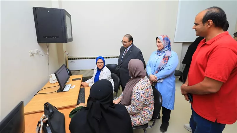رئيس جامعة كفر الشيخ يتابع ميدانيا انطلاق أعمال تنسيق الثانوية العامة |صور