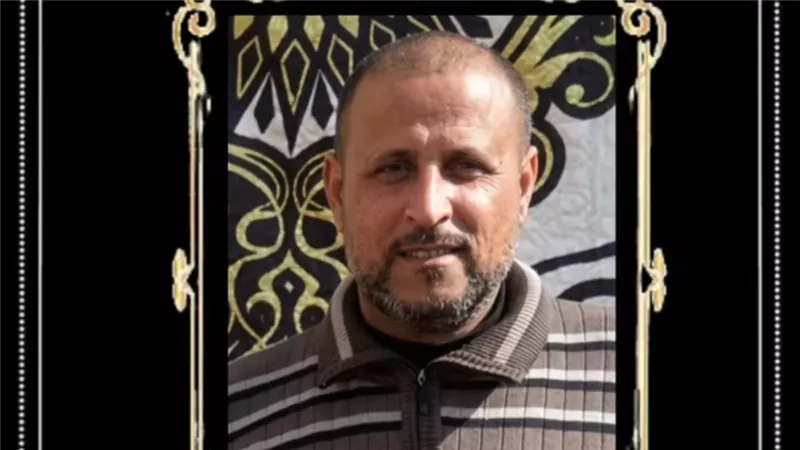 بأزمة قلبية مفاجئة.. وفاة موظف أثناء تأدية عمله في كفر الشيخ