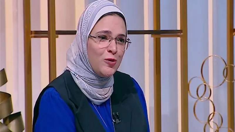 هل التجارة الإلكترونية تمثل مستقبل الاقتصاد؟.. خبيرة اقتصادية تجيب