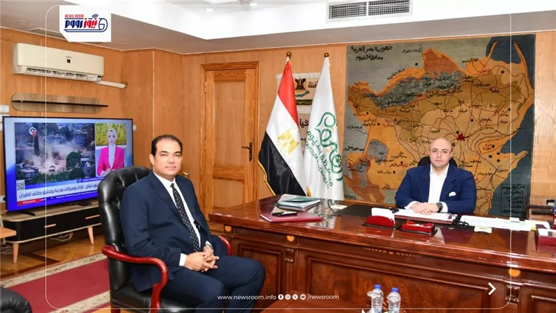 ​محافظ الفيوم يستقبل مدير مديرية التربية والتعليم الجديد لبحث خطط تطوير العملي