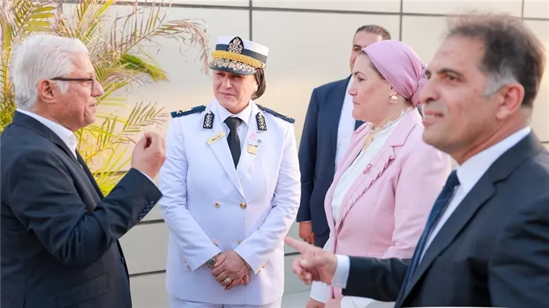 رئيسة المجلس القومي للطفولة والأمومة تشهد افتتاح وحدة الكشف المبكر والعيادات