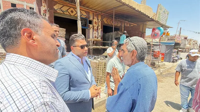 حملة تفتيش موسعة بحي الجناين بالسويس لتعزيز الانضباط وتحسين الخدمات