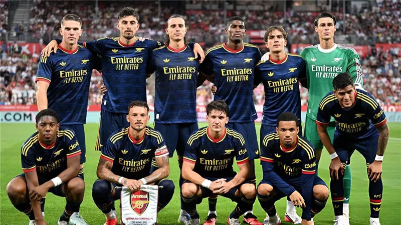 أرسنال يسقط وديا أمام ريال بيتيس بثلاثية في معسكره بإيرلندا