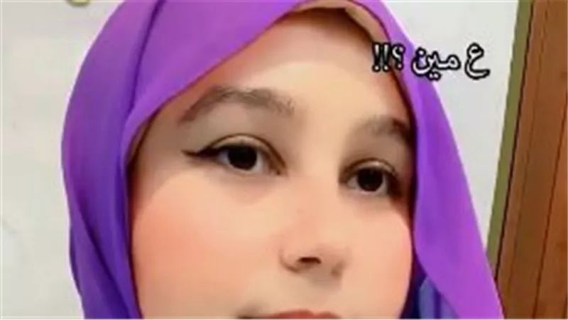 «جايّة بسنانها بايظة مش ملزومين نعالجها».. سيدة تشعل الجدل بسبب زوجة ابنها
