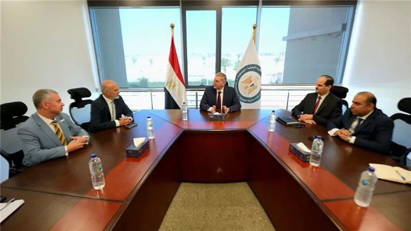 وزير البترول وإكسون موبيل يبحثان ربط غاز قبرص بالبنية التحتية المصرية