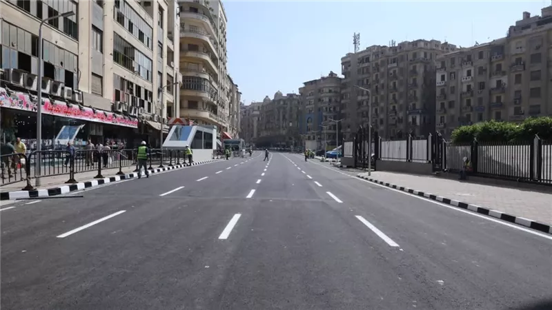 تحذير لقائدي السيارات.. غلق شارع 26 يوليو كليًا لتنفيذ أعمال محطة المونوريل