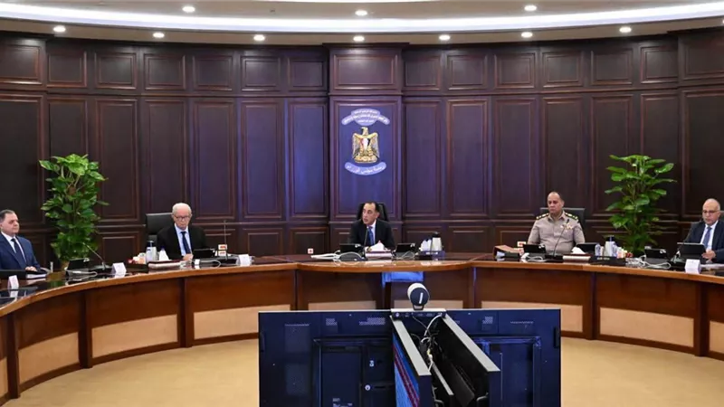 مجلس الوزراء يوافق على 12 قرارًا لدعم الاستثمار والمياه والإسكان والتعليم
