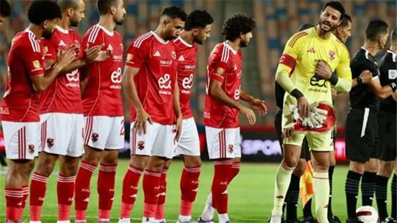 غياب منصف بقرار.. الأهلي يخوض مرانه الأول بمعسكر إسبانيا