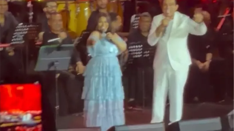 محمود الليثي يشارك شيرين عبدالوهاب الغناء لأول مرة على المسرح في حفلها 