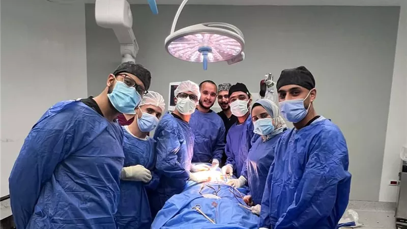 إنقاذ طفل بمستشفيات سوهاج الجامعية بعد اختراق إبرة لجدار عضلة القلب