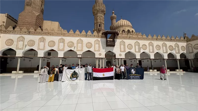 رئيس جامعة القاهرة: مبادرة اعرف بلدك تتيح للطلاب التعرف عن قرب على تاريخ وطنهم
