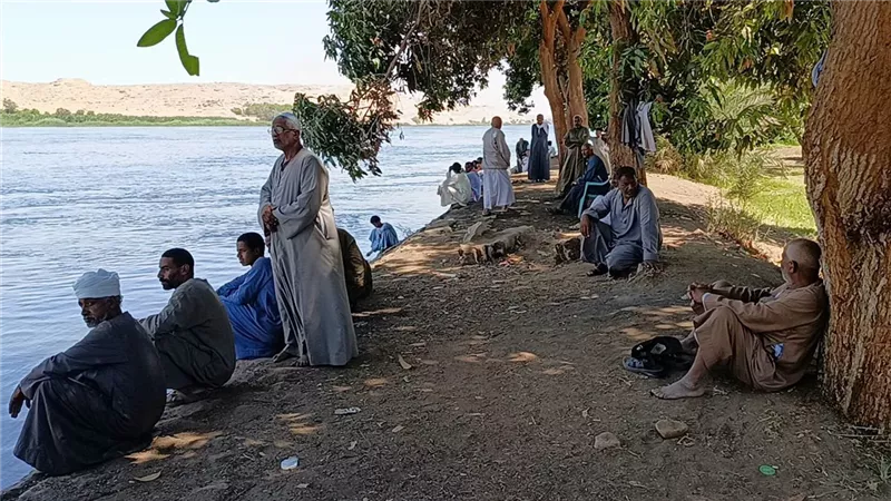لليوم الثالث على التوالي.. استمرار البحث عن جثمان طفل غرق مع شقيقته في أسوان