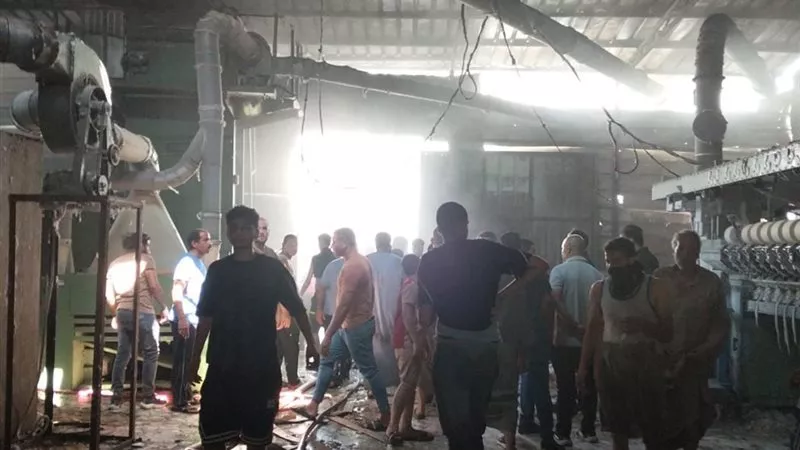 انتداب المعمل الجنائي لمعاينة حريق مصنع أقطان بالسنطة